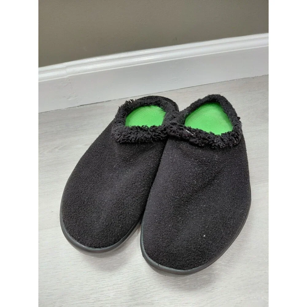 OOFOS OOcoozie Mule Men's 9.5(EU 42.5) Slip On Recovery Shoes Black Sherpa